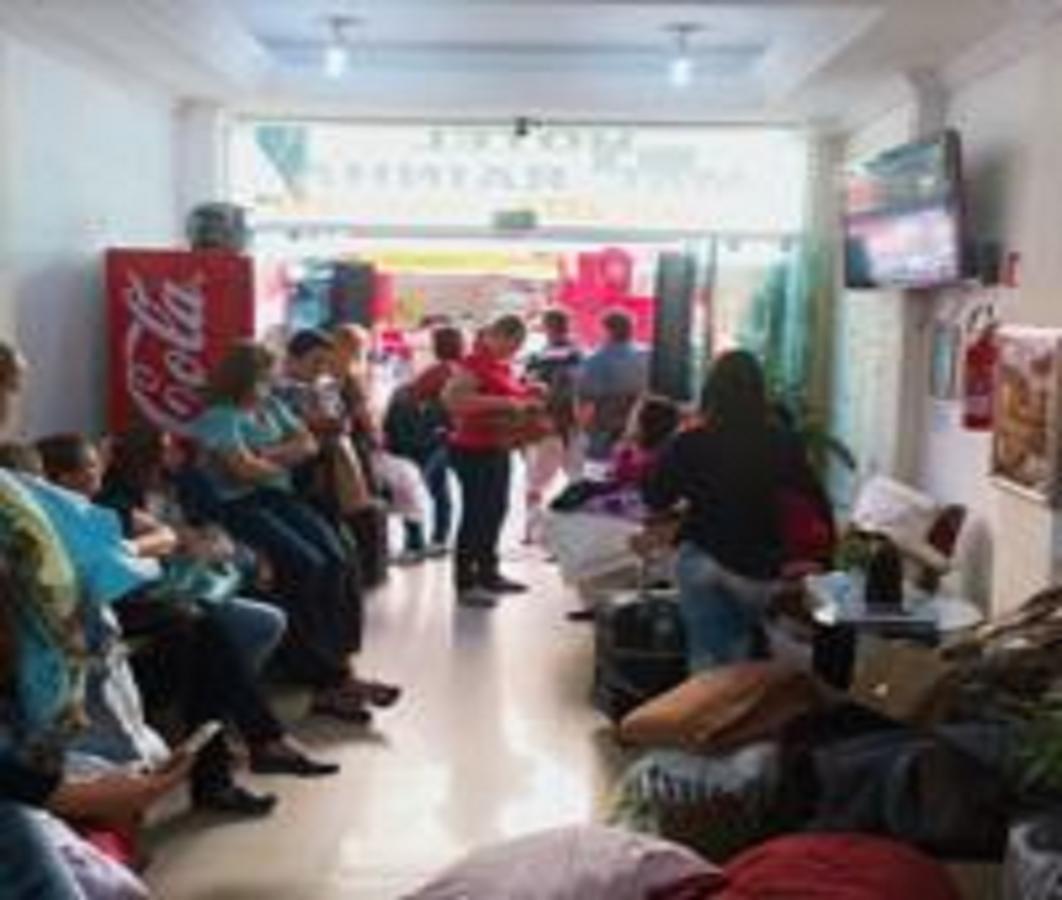 Hotel Mae Rainha أباريسيدا المظهر الخارجي الصورة